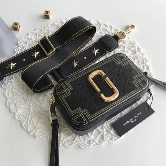 🌈🌈Marc Jacob Crossbody 🌈 🌈 - Picture 3 of 8